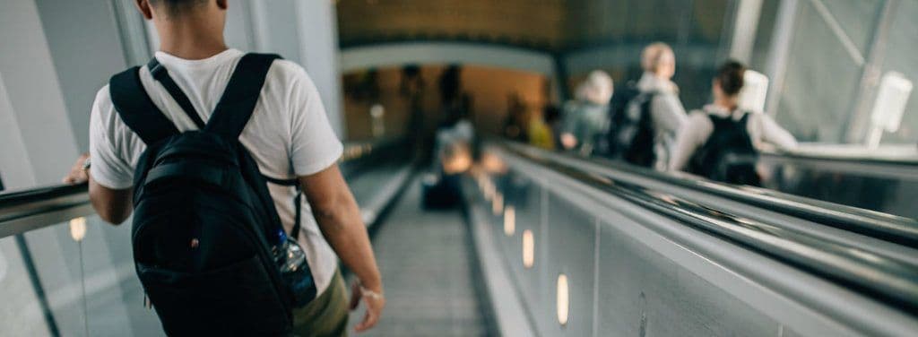 Föhn en stijltang in de handbagage, mag je haarstylingapparaten meenemen in het vliegtuig?